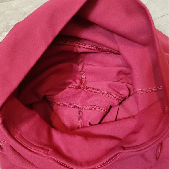 NWOT Lululemon Align High-Rise Pant. Crop. Pockets. Pink, "Pomegranate". Size 4. - Picture 8 of 13